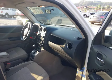 2014 Jeep Patriot Latitude из США, поврежденный, VIN 1C4NJPFB1ED793877